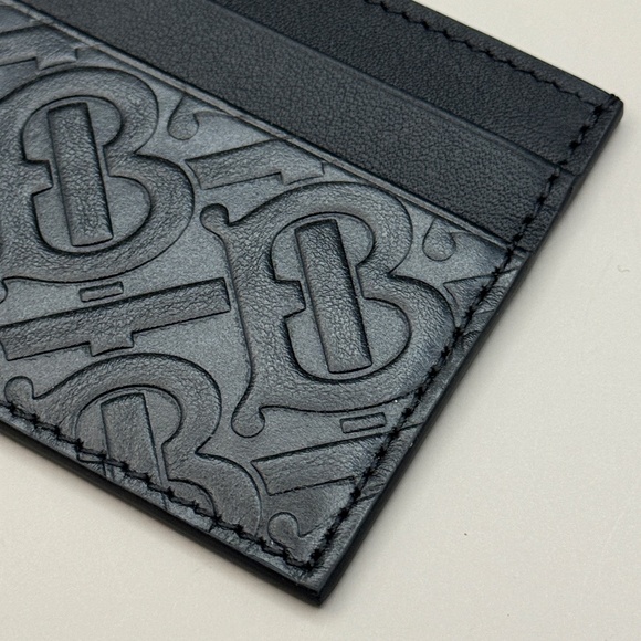 Burberry Embossed Sandon Cardholder - Picture 2 of 3